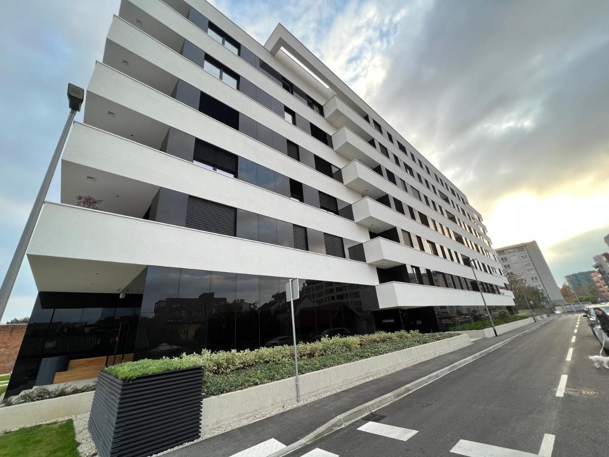 Luxury Haven In Zagreb Leilighet Eksteriør bilde